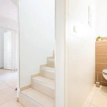 Anja Heated Pool & Jacuzzi Family Villa Agde