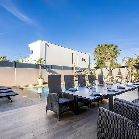 Villa Anja Heated Pool & Jacuzzi Family